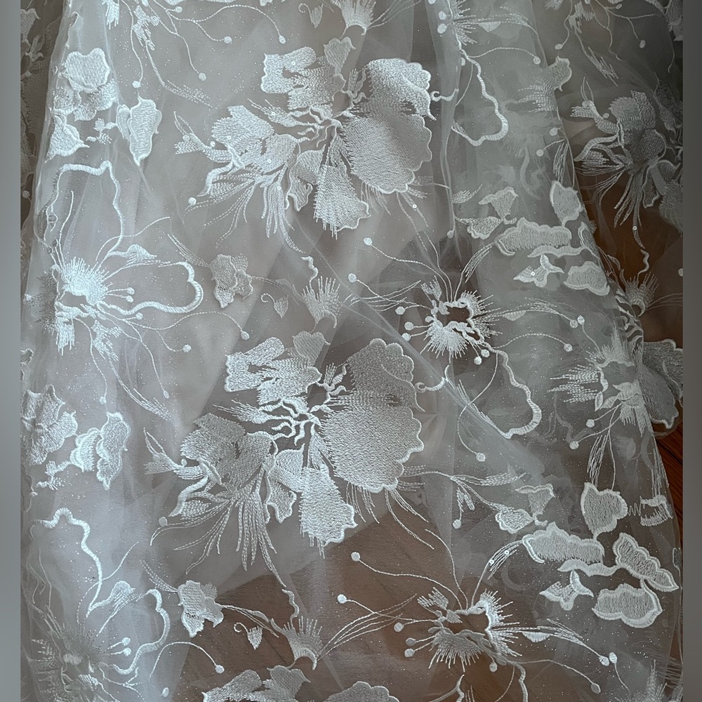NWT Bridal Gown - Picture 7 of 12